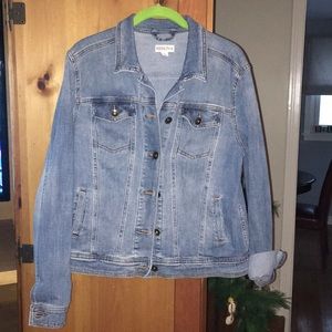 Denim jacket size large